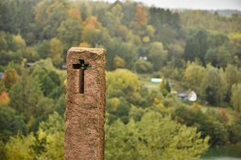 krzyż na górze Sobótce Julian Stanecki III TRF